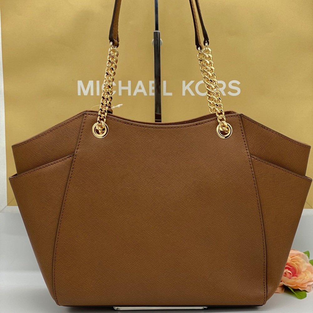MICHAEL KORS LG CHAIN SHOULDER TOTE  LUGGAGE - Picture 6 of 16